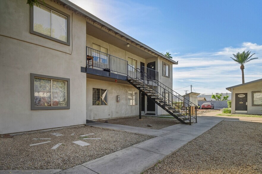 2602 W Glenrosa Ave, Phoenix, AZ à vendre - Photo du bâtiment - Image 3 de 8