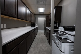 1450 SW Vintage Pky, Ankeny, IA for lease Interior Photo- Image 2 of 8