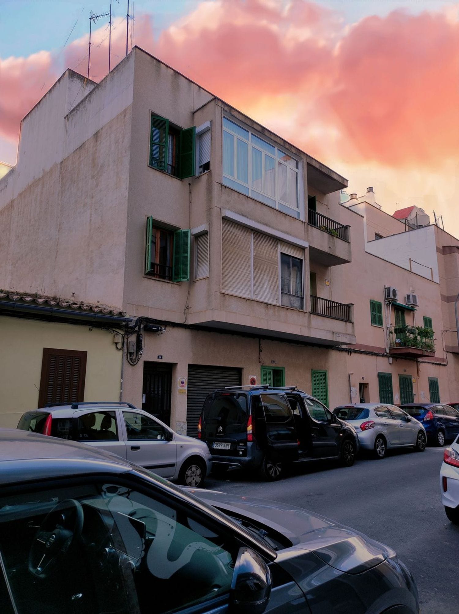 Multifamily in Palma, Islas Baleares for sale Primary Photo- Image 1 of 3