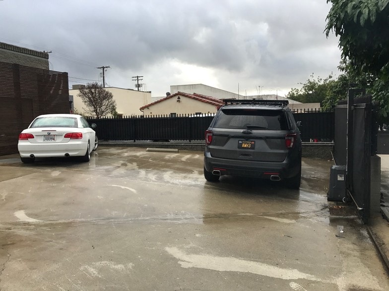 614 S Glenwood Pl, Burbank, CA for lease - Other - Image 2 of 10