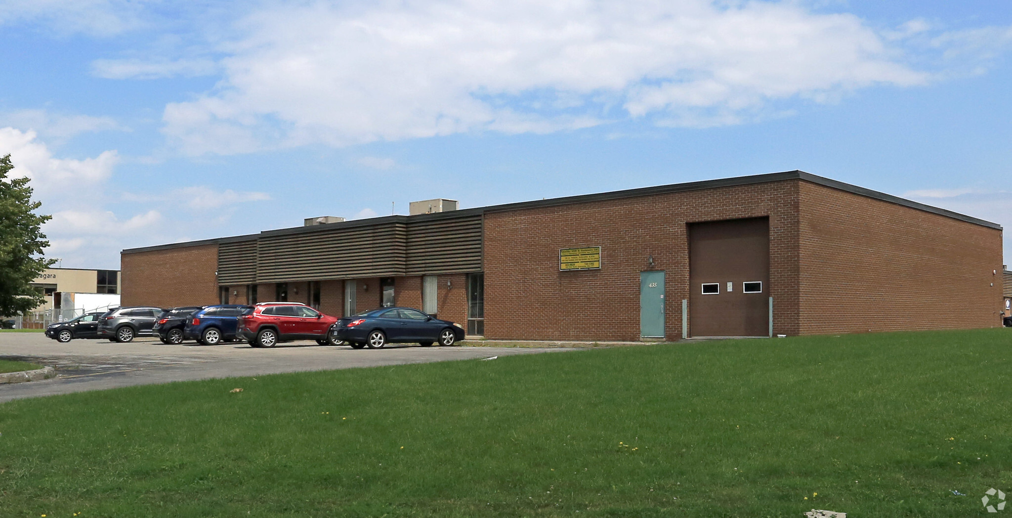 130-144 Martin Ross Ave, Toronto, ON for lease Primary Photo- Image 1 of 4