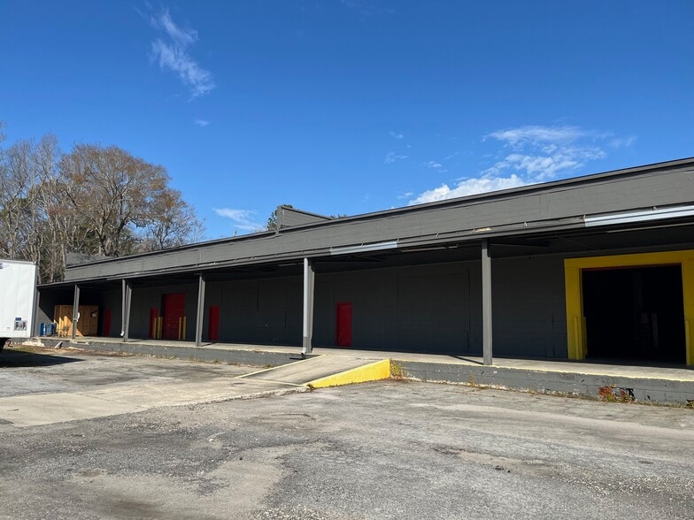 1902 Staley Ave, Savannah, GA for lease - Primary Photo - Image 2 of 6