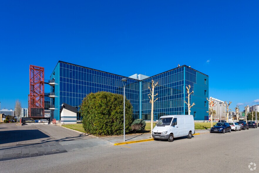 Carrer de la Garrotxa, 10, El Prat de Llobregat, Barcelona for lease - Building Photo - Image 3 of 7
