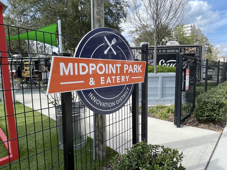 931 SW 2nd Ave, Gainesville, FL for lease - Building Photo - Image 3 of 18