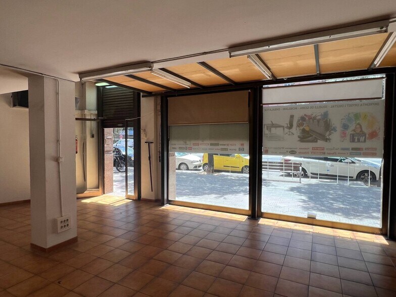 Retail in Sabadell, Barcelona for lease - Interior Photo - Image 2 of 2