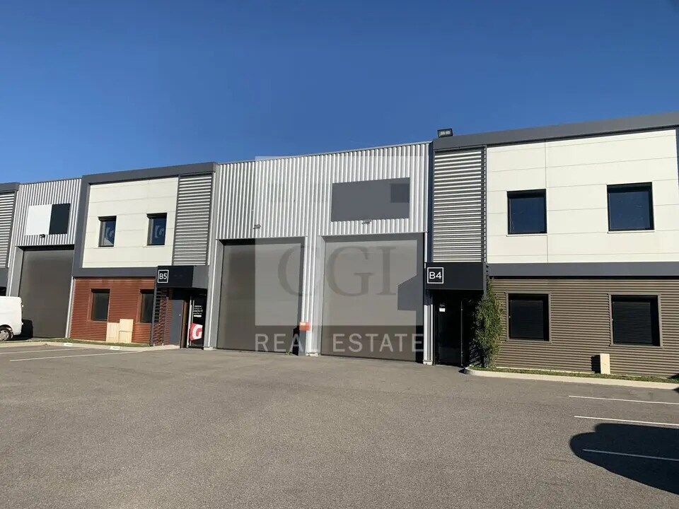 155 Route De Grenoble, Saint-Priest for lease Building Photo- Image 1 of 14