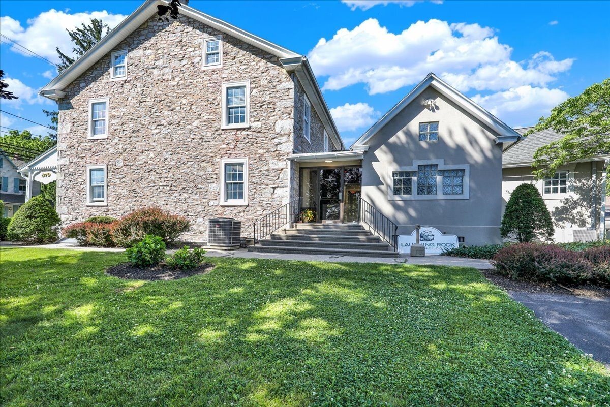 879 Fritztown Rd, Sinking Spring, PA for lease Interior Photo- Image 1 of 25