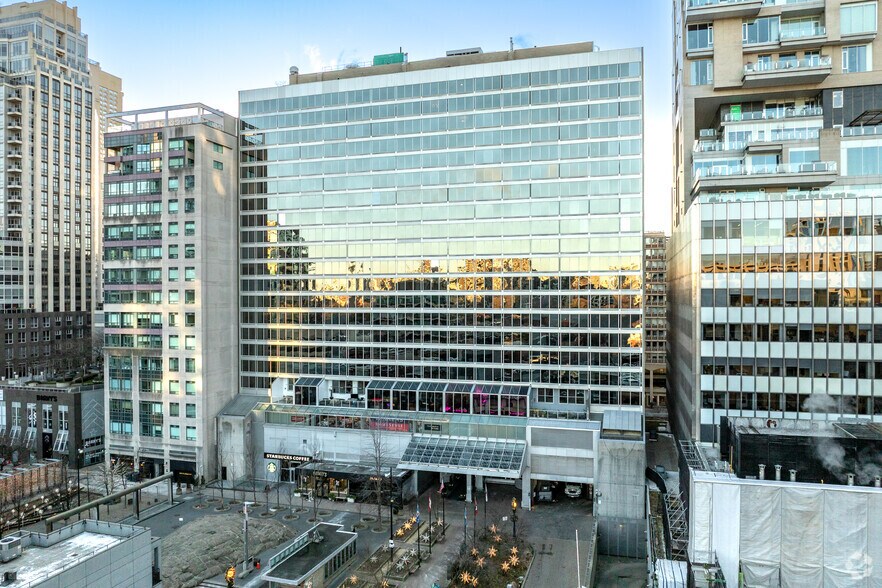 110 Bloor St W, Toronto, ON for sale - Primary Photo - Image 1 of 1