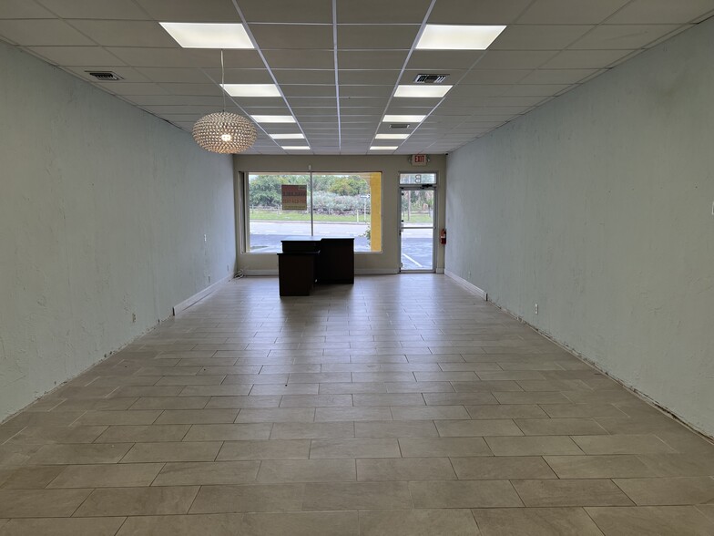 1630 N US Highway 1, Jupiter, FL for lease - Interior Photo - Image 3 of 5