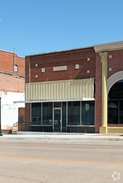 311 N Main St, Kingfisher, OK for sale - Primary Photo - Image 1 of 6