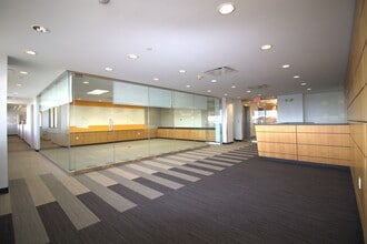 6305 Ivy Ln, Greenbelt, MD for lease Interior Photo- Image 1 of 8