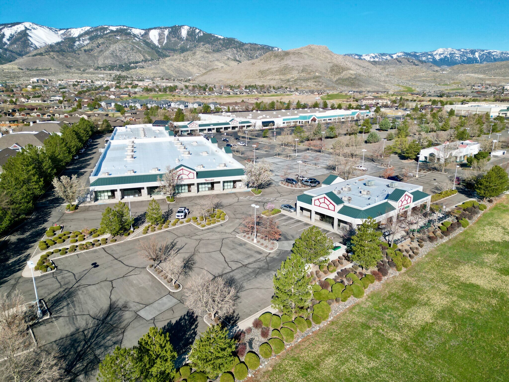 3228-3530 N Carson St, Carson City, NV à louer Photo du bâtiment- Image 1 de 10