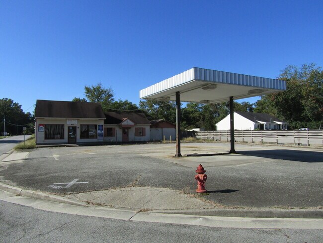 More details for 150 Colonial Trl E, Surry, VA - Retail for Sale