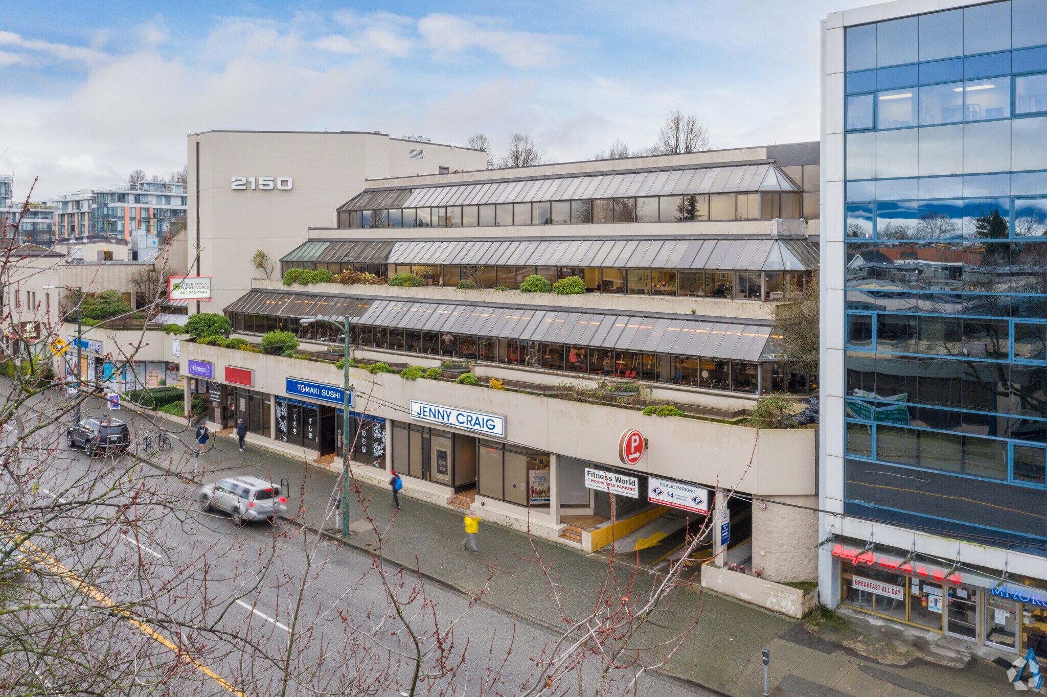 2150-2160 W Broadway, Vancouver, BC à vendre Photo du bâtiment- Image 1 de 1