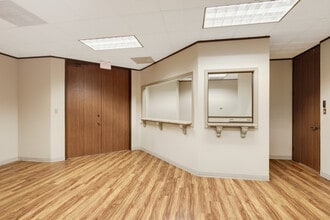 6570 Stage Rd, Bartlett, TN for lease Interior Photo- Image 2 of 11