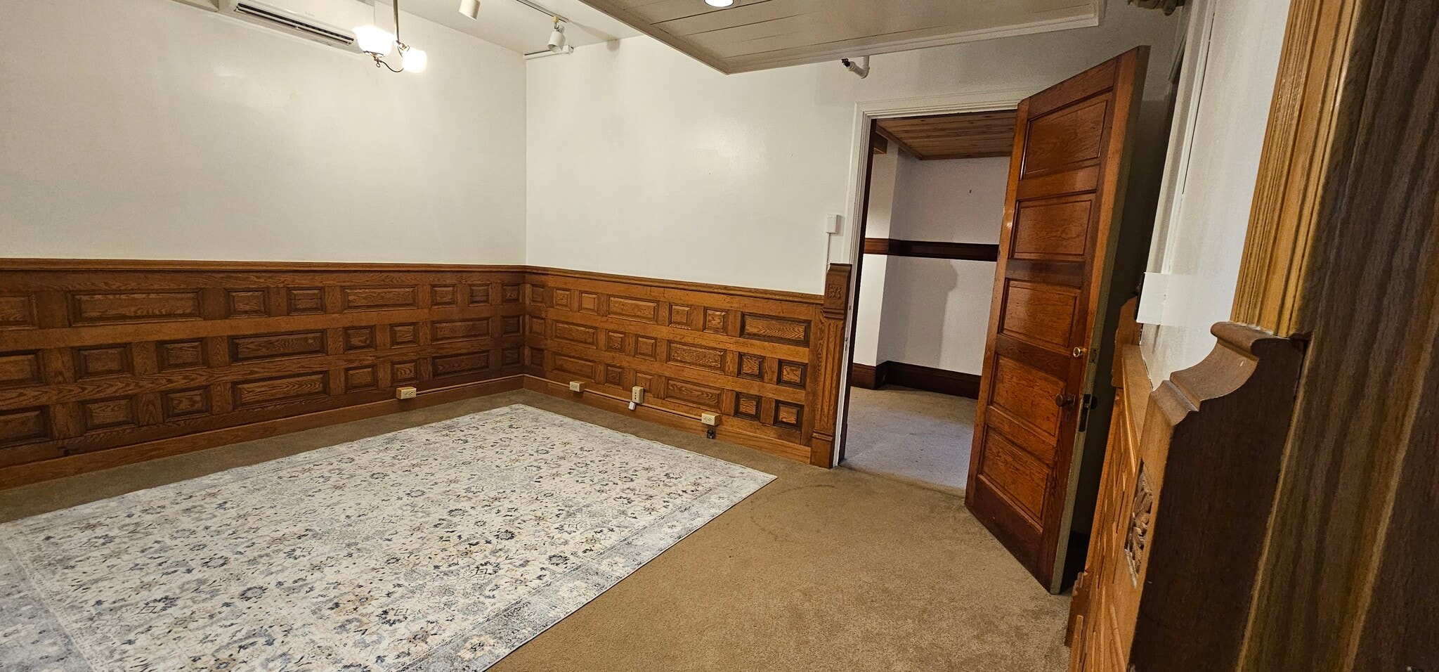 401 Broadway, Tacoma, WA for lease Interior Photo- Image 1 of 36