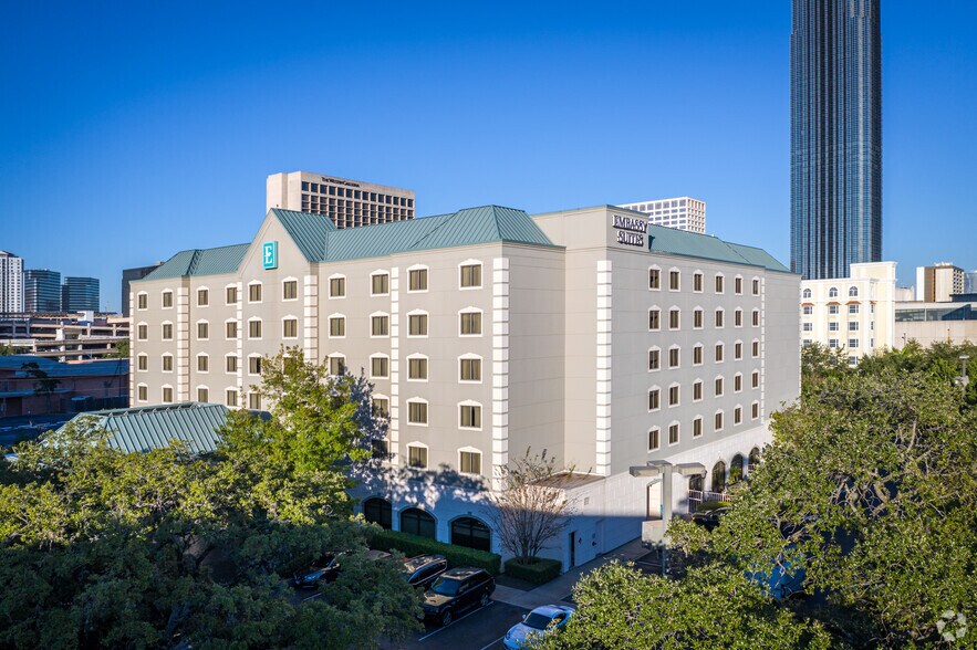 2911 Sage Rd, Houston, TX à vendre - Photo du bâtiment - Image 2 de 3