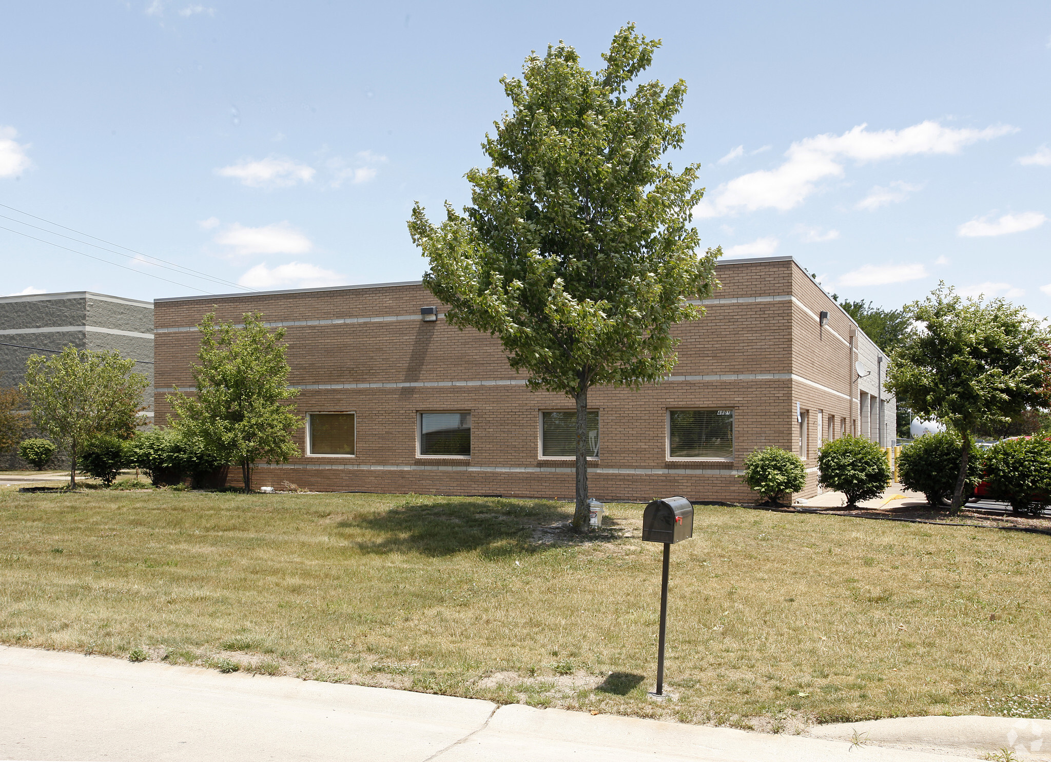 4801 Dewitt Rd, Canton, MI for sale Building Photo- Image 1 of 3