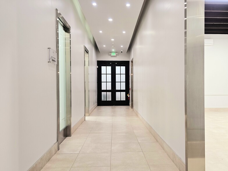 745 Buchanan St, San Francisco, CA for lease - Lobby - Image 2 of 20