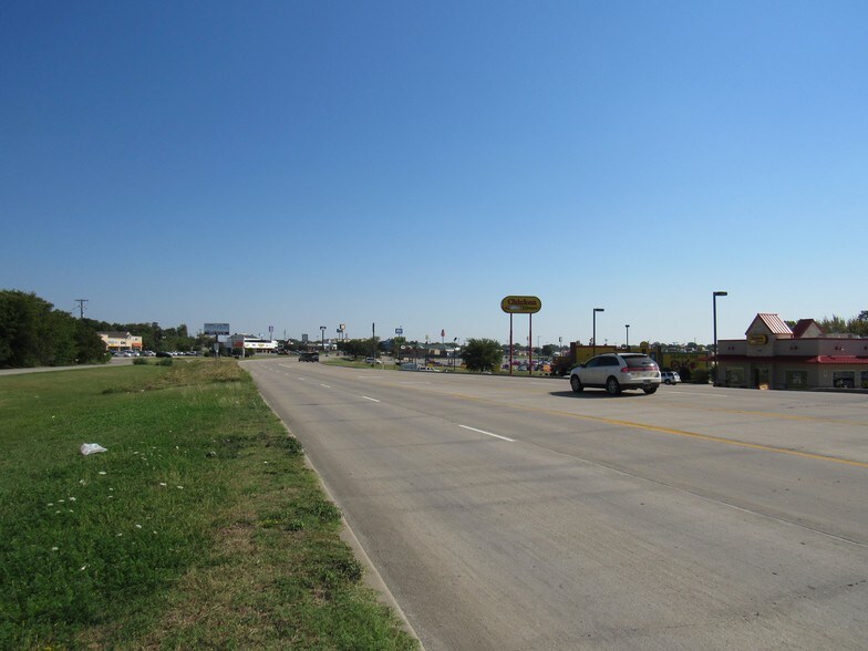 3831 Pottsboro Rd, Denison, TX for sale - Building Photo - Image 2 of 23