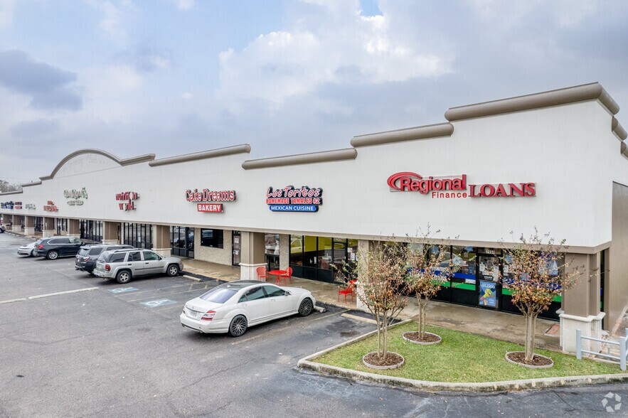 2514-2550 E Broadway St, Pearland, TX à louer - Photo du bâtiment - Image 2 de 4