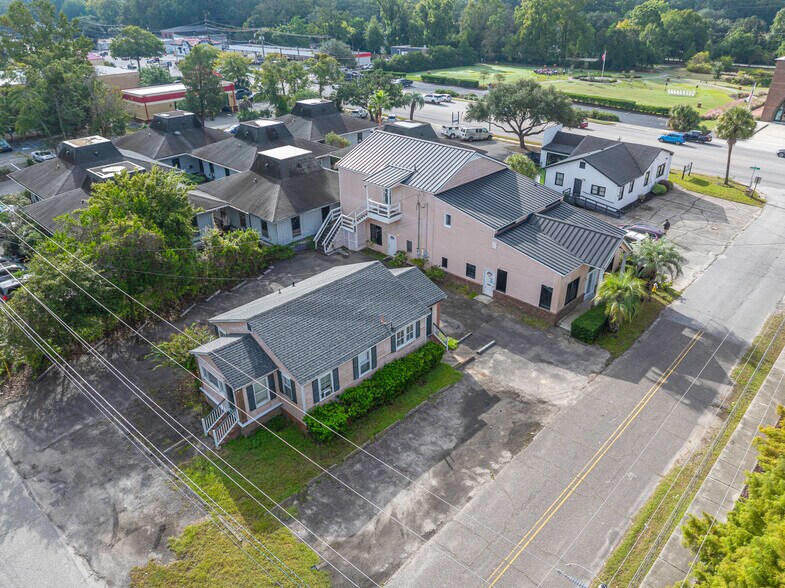 614 Blitchridge Rd, Charleston, SC à vendre - Photo du bâtiment - Image 2 de 16