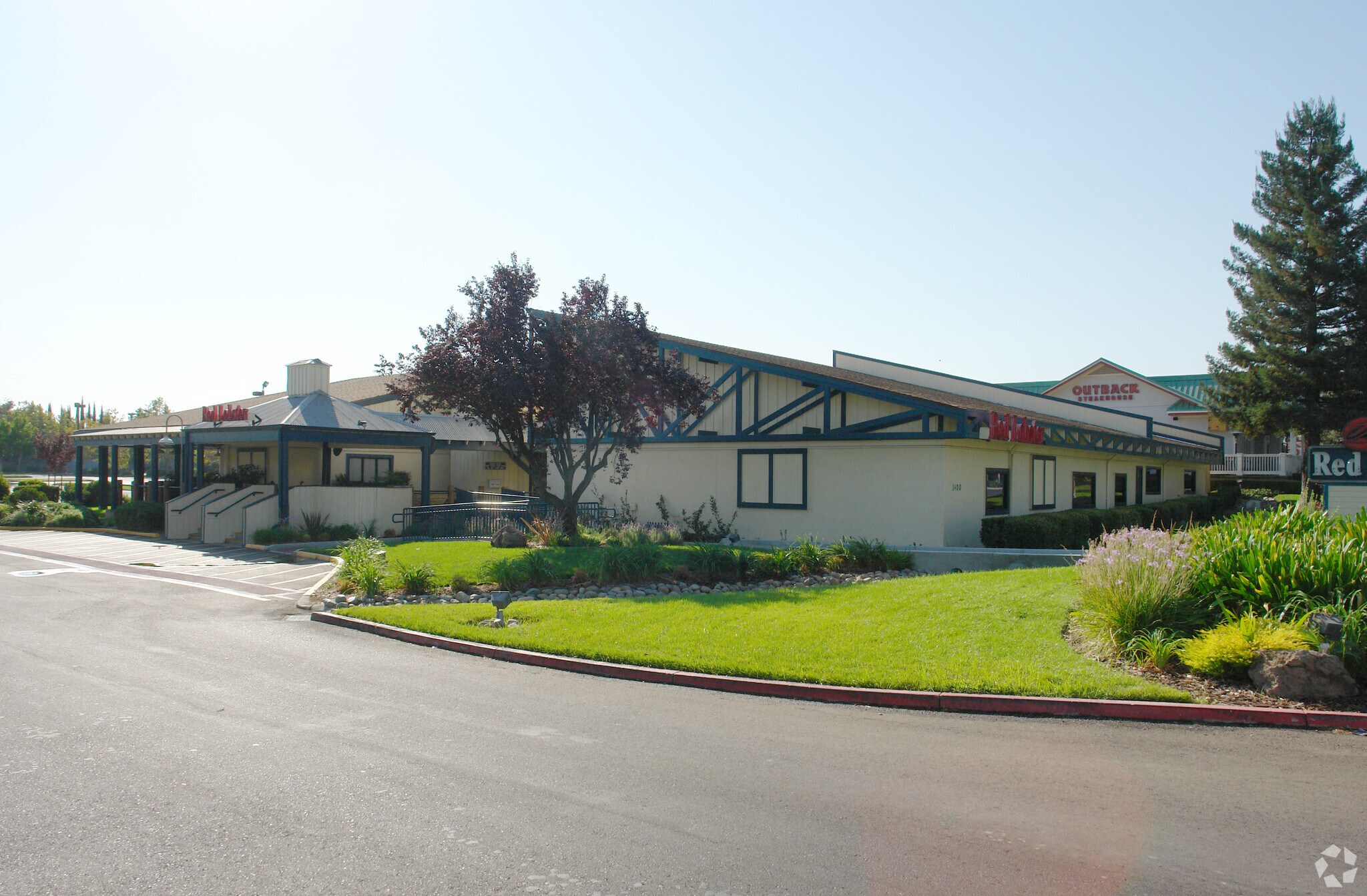 1400 Howe Ave, Sacramento, CA for sale Primary Photo- Image 1 of 18