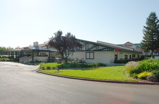 Plus de détails pour 1400 Howe Ave, Sacramento, CA - Commerce de détail à louer