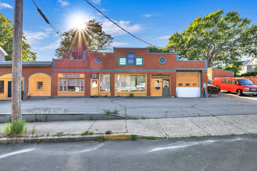 43-49 Jay St, New London, CT à vendre - Photo du bâtiment - Image 3 de 35