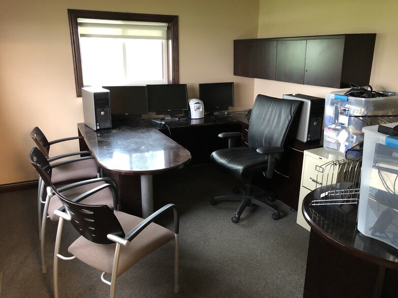 23959 580th Ave, Ames, IA à louer - Photo du bâtiment - Image 3 de 16
