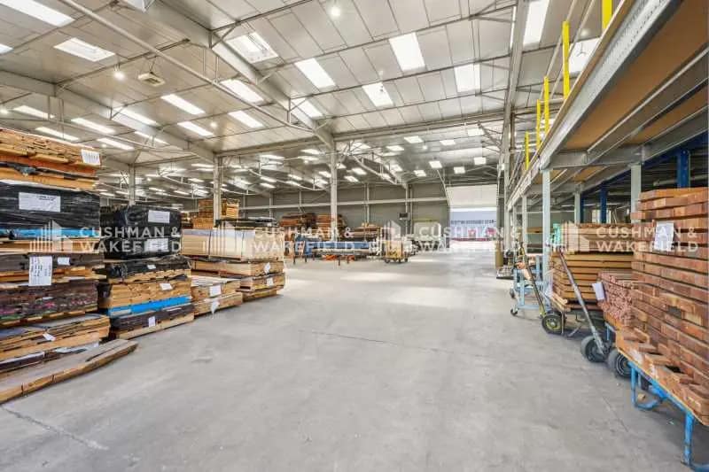 15 Rue D'Anjou, Saint-Quentin-Fallavier for sale - Building Photo - Image 3 of 12