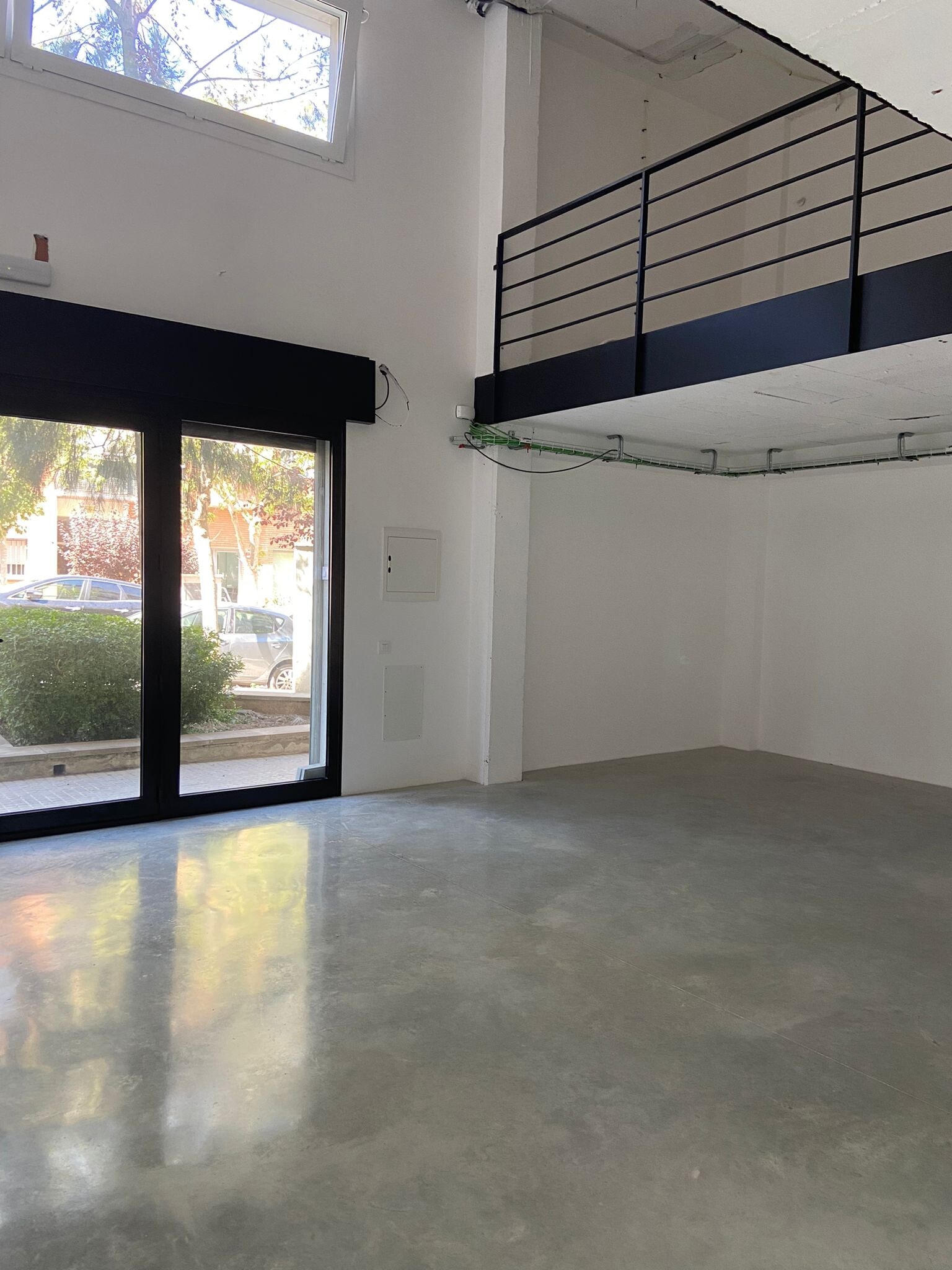 Office/Retail in Tarragona, Tarragona for lease Interior Photo- Image 1 of 18