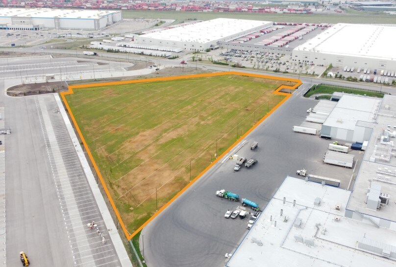 6202 106 Ave SE, Calgary, AB à vendre - Aérien - Image 1 de 3