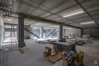 3855 Wayburne Dr, Burnaby, BC for lease Interior Photo- Image 2 of 7