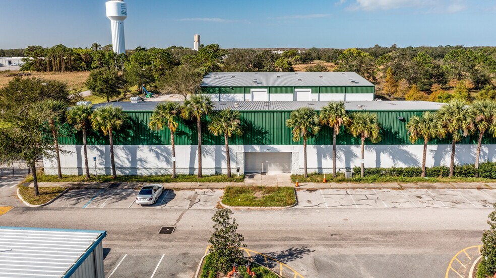 1770 Business Center Ln, Kissimmee, FL à louer - Photo du bâtiment - Image 3 de 23