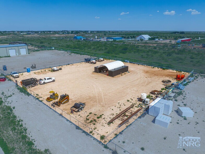 3103 W County Road 137, Midland, TX à louer - Photo du bâtiment - Image 2 de 3