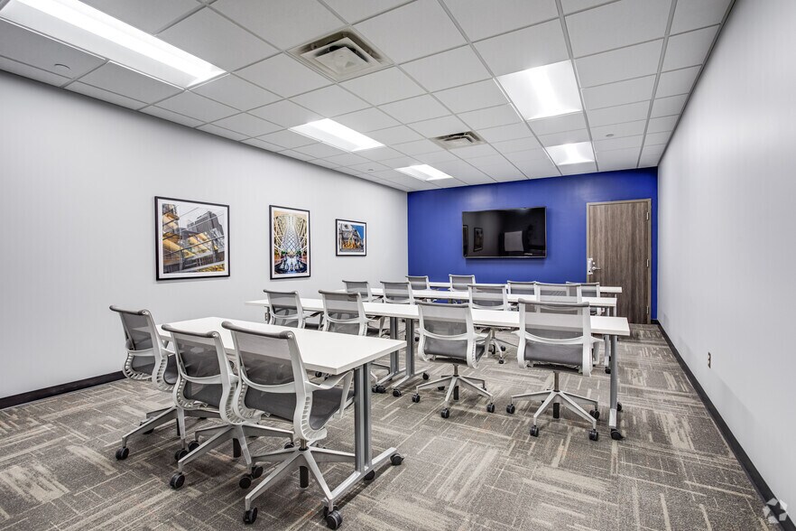 7825 Washington Ave S, Minneapolis, MN à louer - Photo intérieure - Image 3 de 25