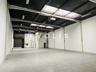 Plus de détails pour Bureau, Local d'activités à louer