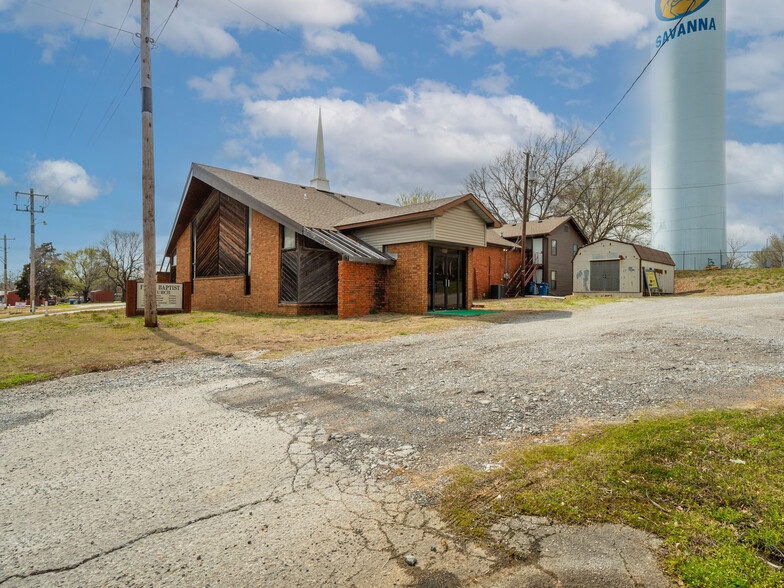 9418 S US 69 Hwy, Savanna, OK for sale - Building Photo - Image 1 of 18