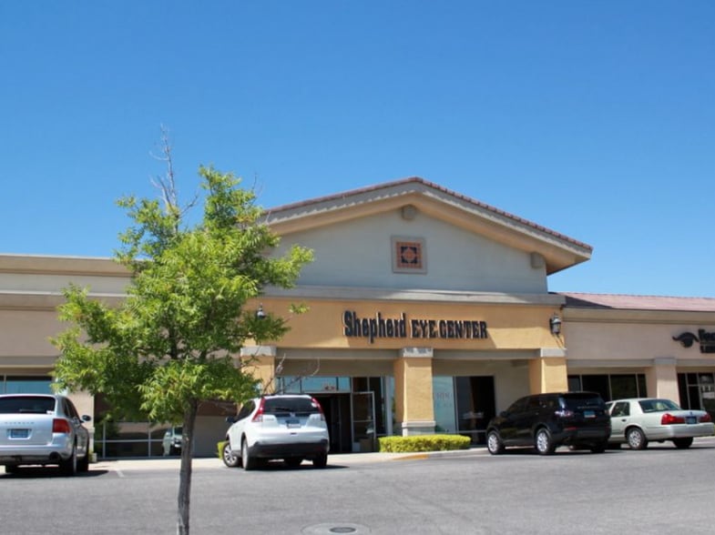 2110 N Rampart Blvd, Las Vegas, NV for lease - Building Photo - Image 2 of 5