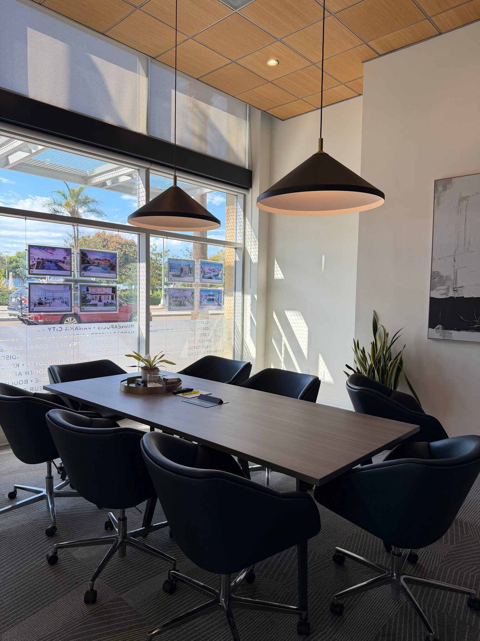 868 W Ash St, San Diego, CA for lease Interior Photo- Image 1 of 5