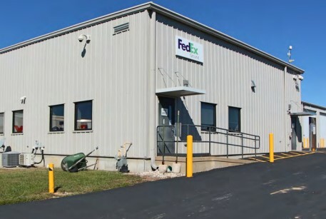 110 Stanbury Industrial Dr, Brookfield, MO for lease - Building Photo - Image 3 of 9