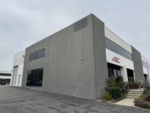2900 Orange Ave, Signal Hill, CA for lease Building Photo- Image 1 of 16