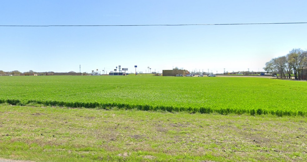 NEC US Highway 75 & Texana St, Van Alstyne, TX à louer - Photo principale - Image 2 de 7