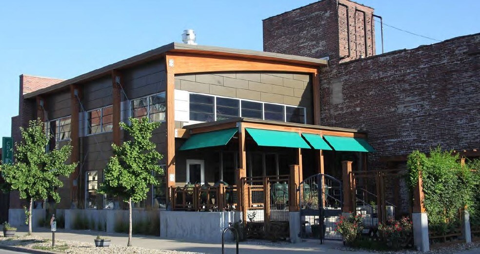 42 W South St, Indianapolis, IN à vendre - Photo principale - Image 1 de 8