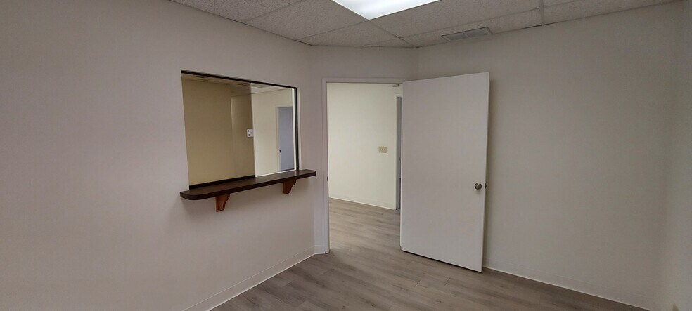 367 Del Norte Ave, Yuba City, CA à louer - Photo intérieure - Image 2 de 13