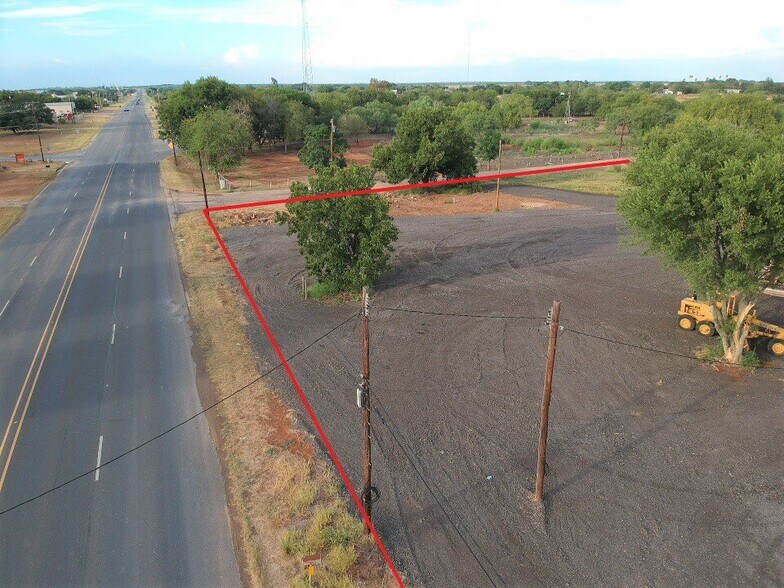 1600 Bi 35, Pearsall, TX for lease - Building Photo - Image 3 of 5