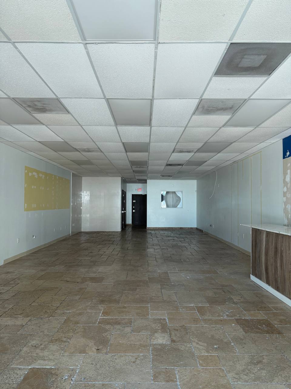 2713 NW 79th Ave, Doral, FL à louer Photo intérieure- Image 1 de 2