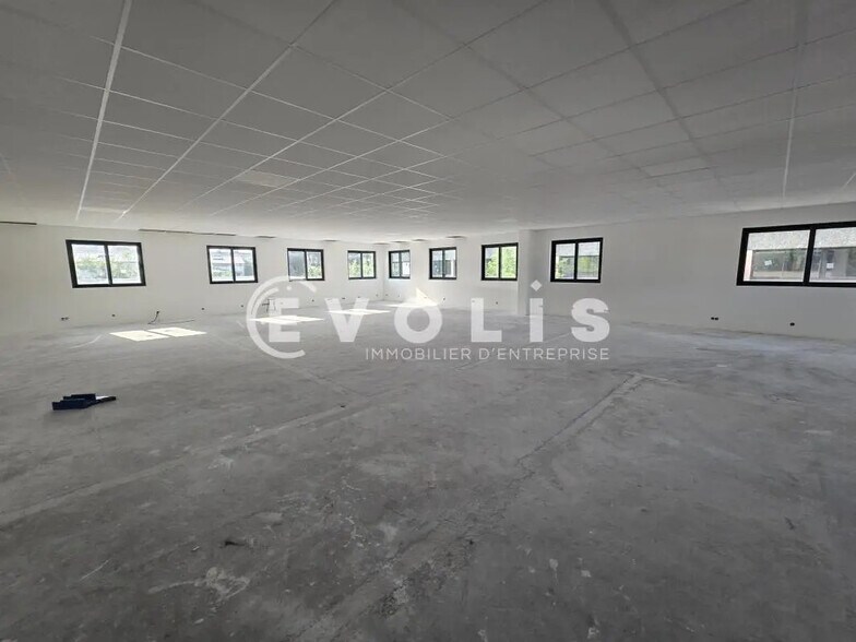 Bureau dans Palaiseau à louer - Photo intérieure - Image 3 de 8