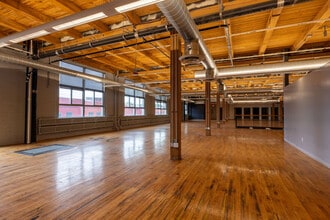 807 Broadway St NE, Minneapolis, MN for lease Interior Photo- Image 2 of 5